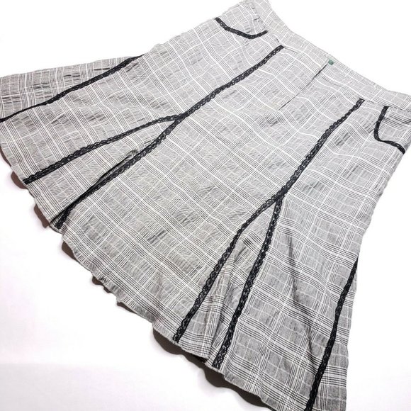 La Roudete Creation Skirts La Redoute Skirt Bw Glen Plaid Lace Trim Size 2 Poshmark